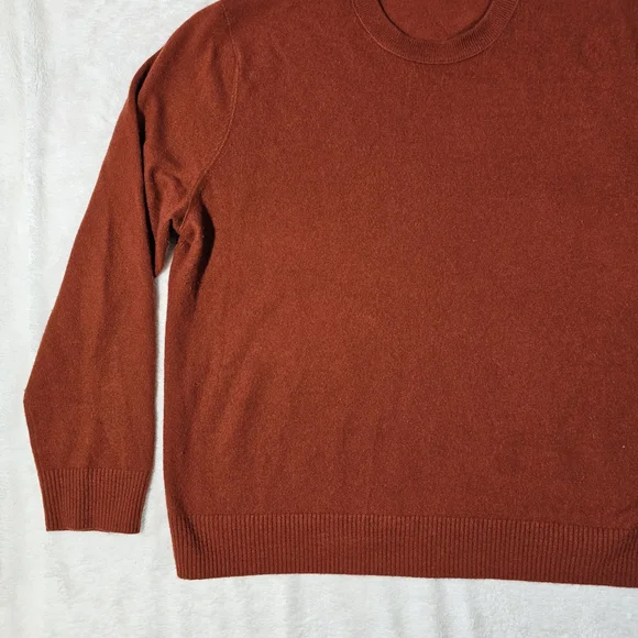 Banana Republic Men's Crewneck Sweater - Rust - Picture 4 of 11